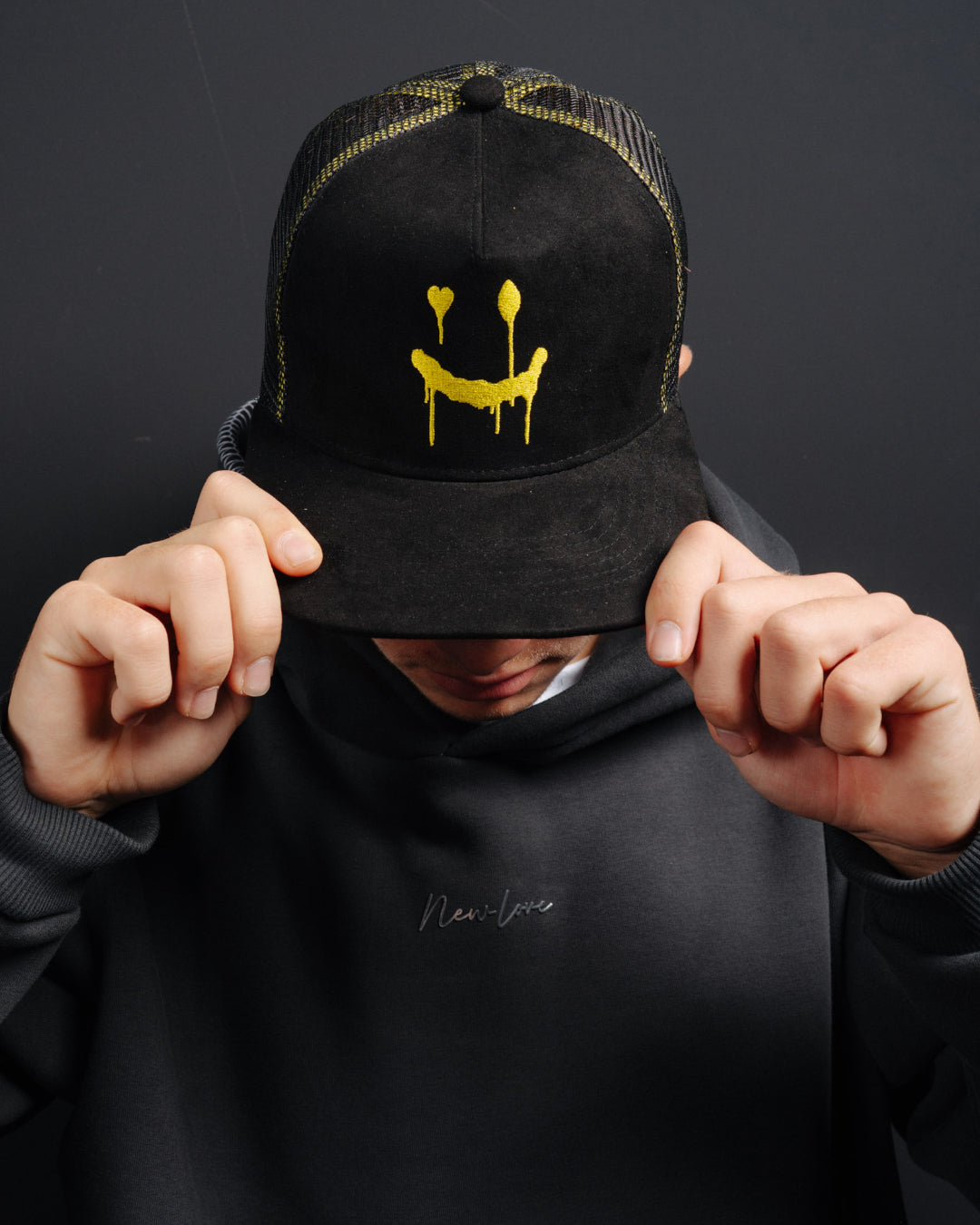 Truckercap NEWLOVE - Black/Yelllow